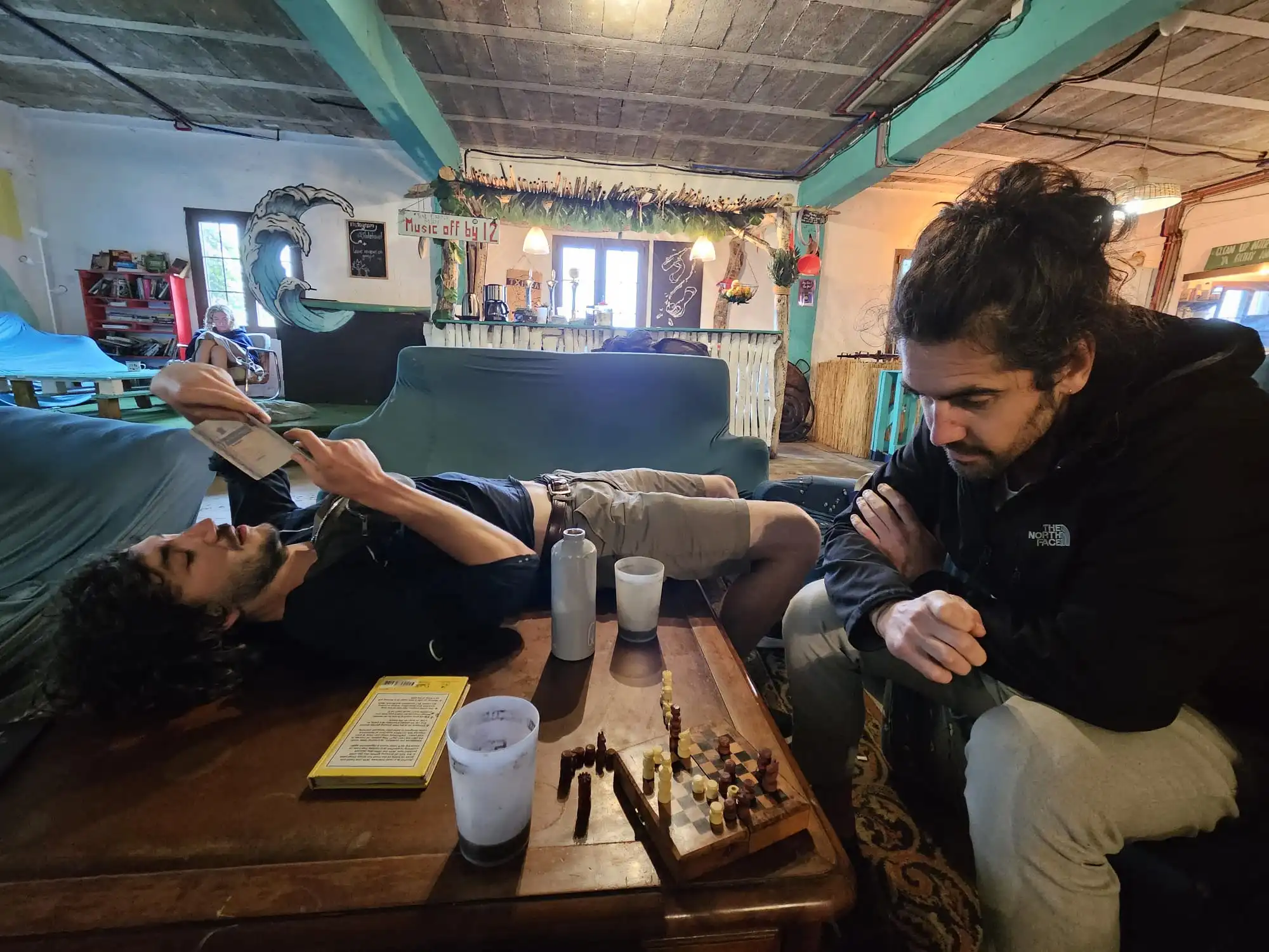 Moi et Tim à un auberge de surf vers Zarautz