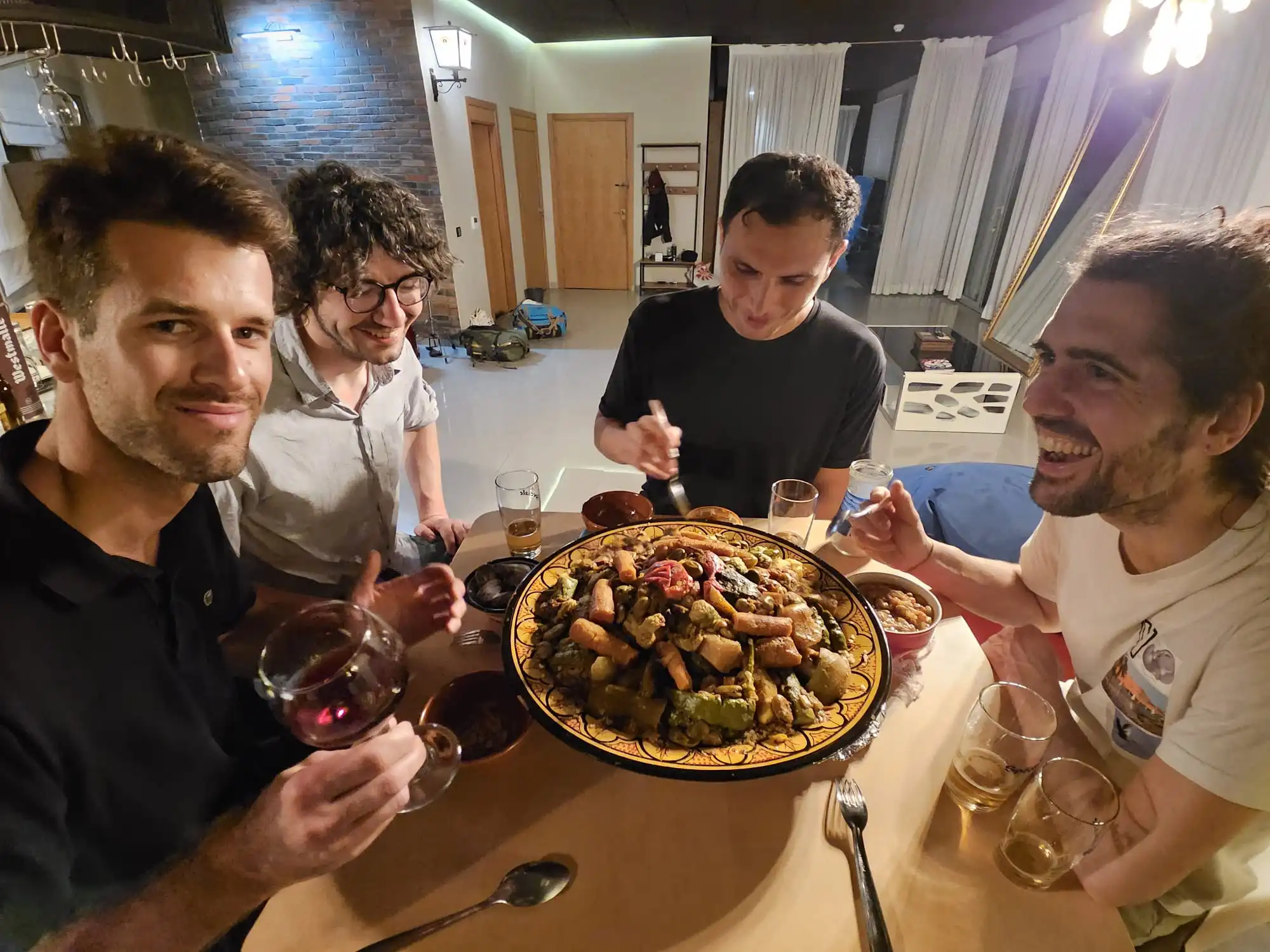 Diner d’un couscous preparé par la mère de Sami avec Alex, Moi, Sami, et Tim